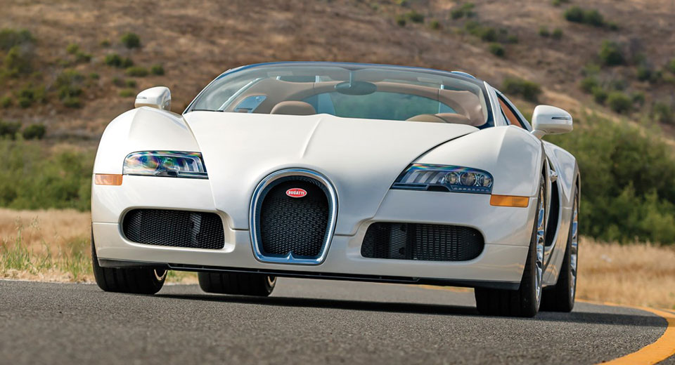 Sleek All-White Bugatti Veyron Grand Sport En Route To Auction