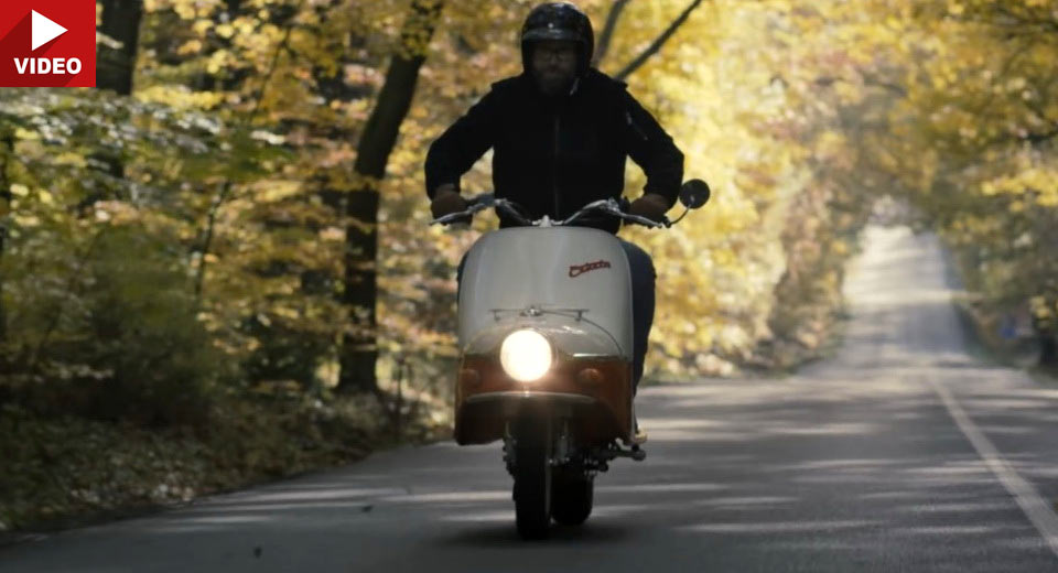 Čezeta 506 Is The Retro Electric Scooter You Didn’t Know You Wanted