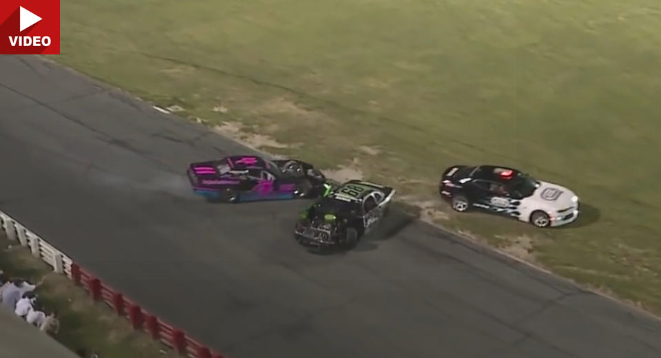  Bad Form: Race Incident Ends Up Into A Demolition Derby