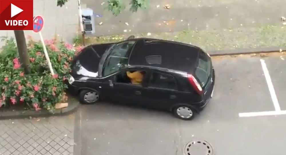 Parking An Opel Corsa Has Never Looked So Difficult