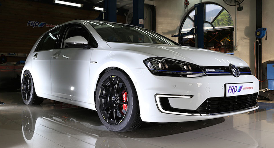 Hong Kong To Host Electric Touring Car Race