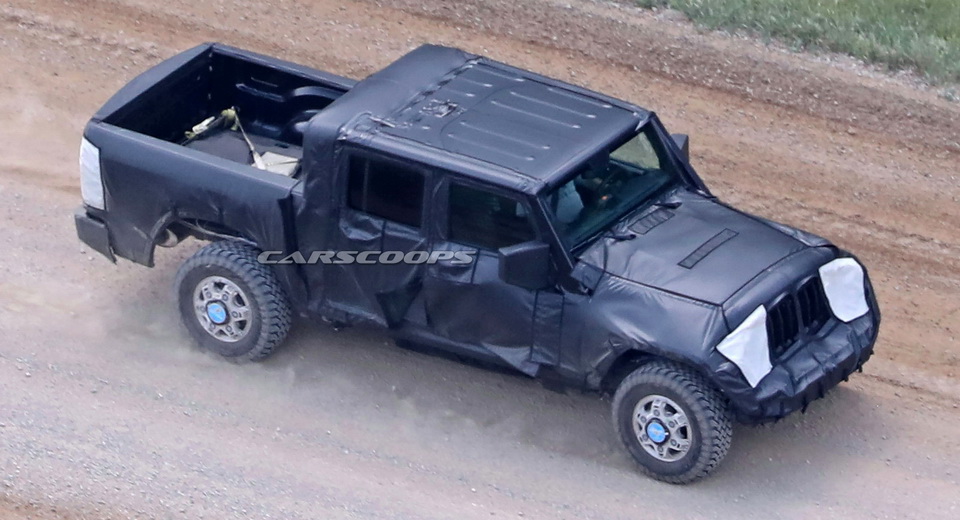 Jeep’s Upcoming Wrangler-Based Pickup Truck Finally Spotted