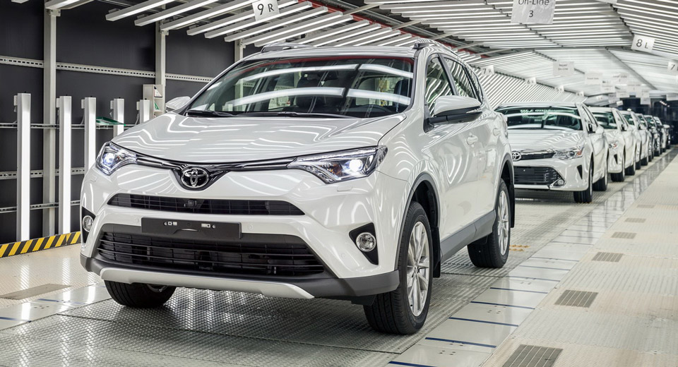  Toyota Celebrates First RAV4 Produced In Saint Petersburg
