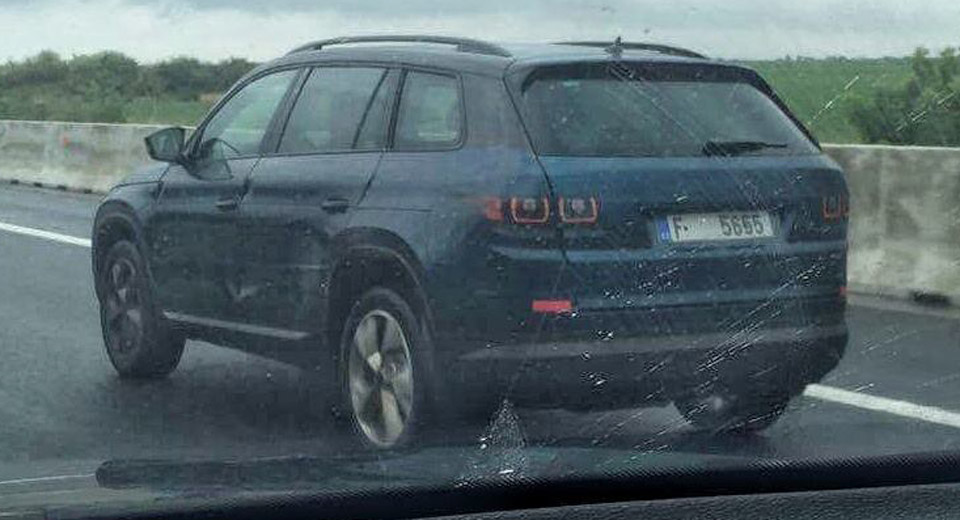 Scooped Skoda Kodiaq Shows More Skin Than Ever