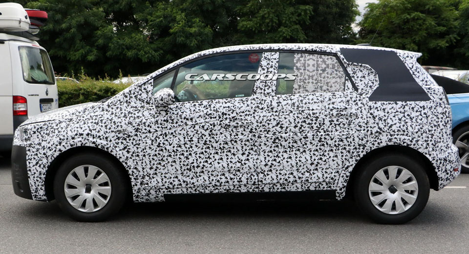 2017 Opel Meriva Sheds More Camo In Latest Spy Shots