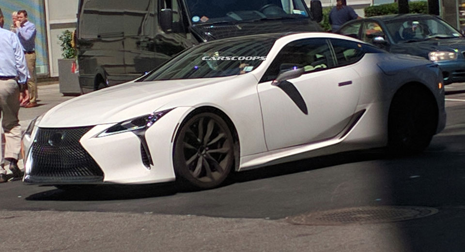  Lexus LC500 Strangely Snapped On New York’s Streets Before 2017 Launch