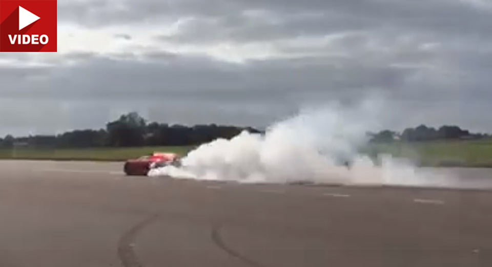 Koenigsegg Demonstrates Regera’s Secret Cloud-Making Feature