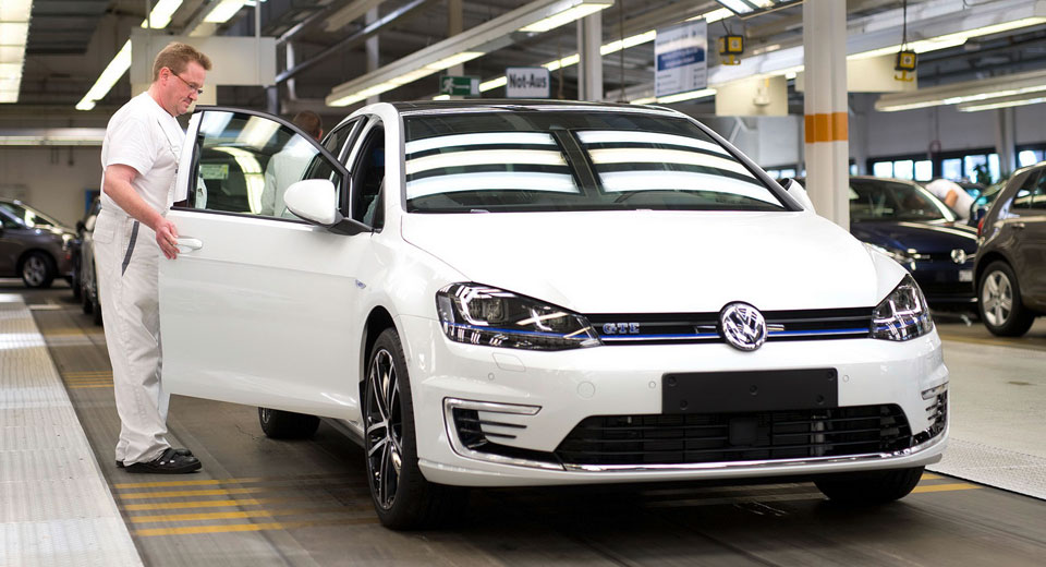  Volkswagen Suspending Golf Production Again, Now Due To Oversupply