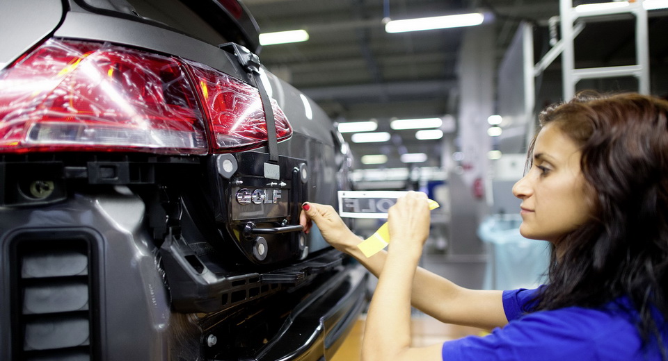  VW Golf Production To Be Halted Due To Supplier Dispute