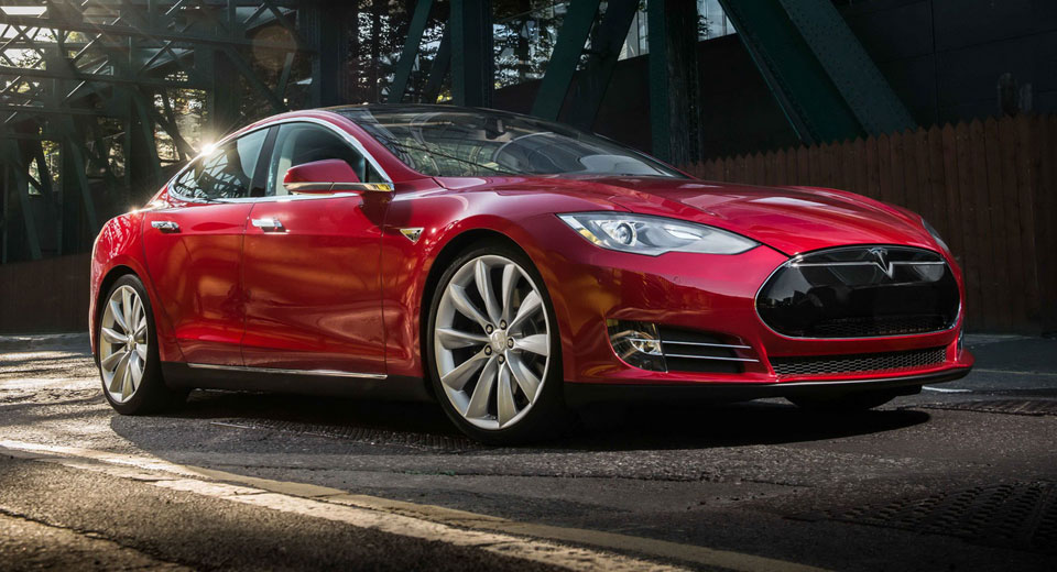  Insurance Company To Sue Tesla Over Model S Autopilot Crash?