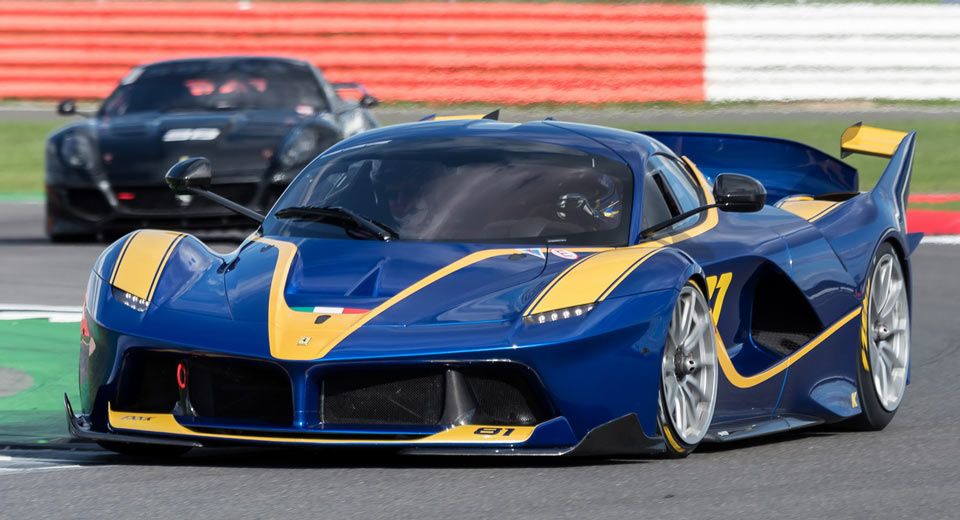  2016 Passione Ferrari Detailed In 82 Pictures