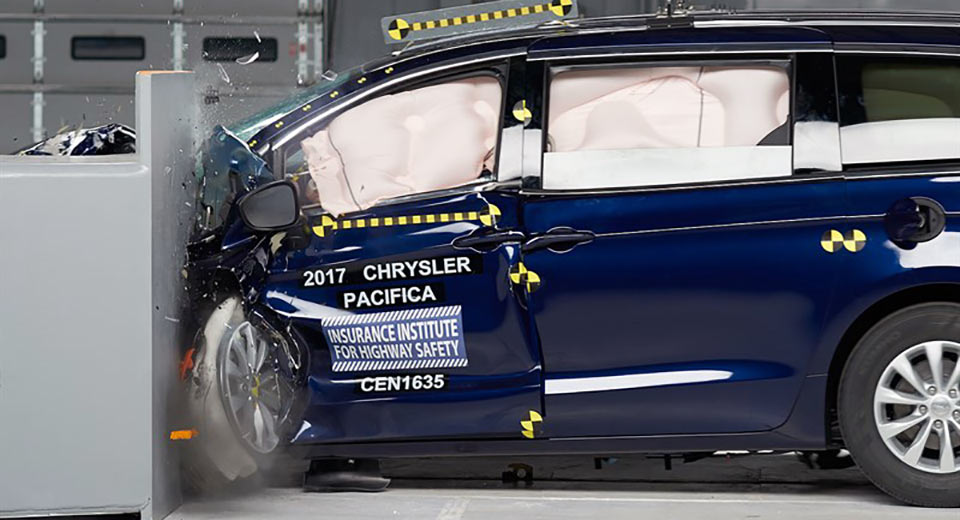  2017 Chrysler Pacifica Is A Top Safety Pick+, Rating Applies To Models Made After August 2016