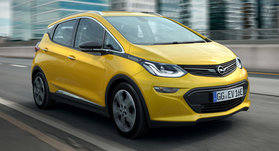 Vauxhall Evaluates Ampera-e, RHD Possible In The Future