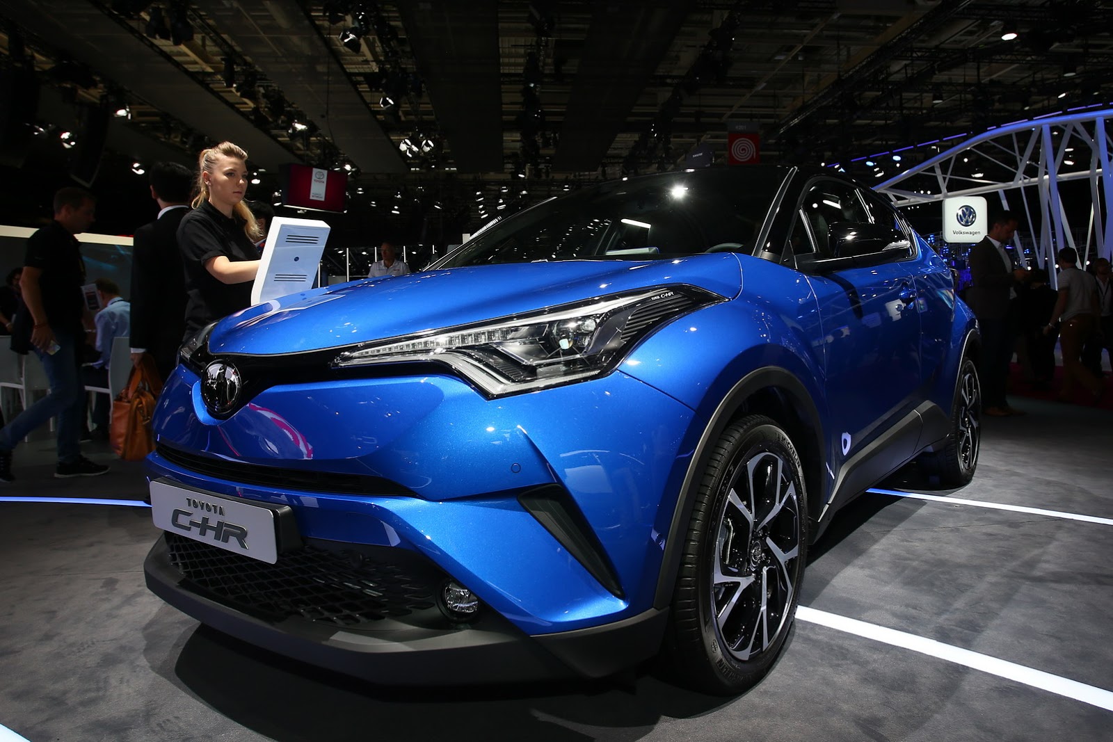 2017 Toyota C-HR Debuts In Full In Paris With Three Engine Options