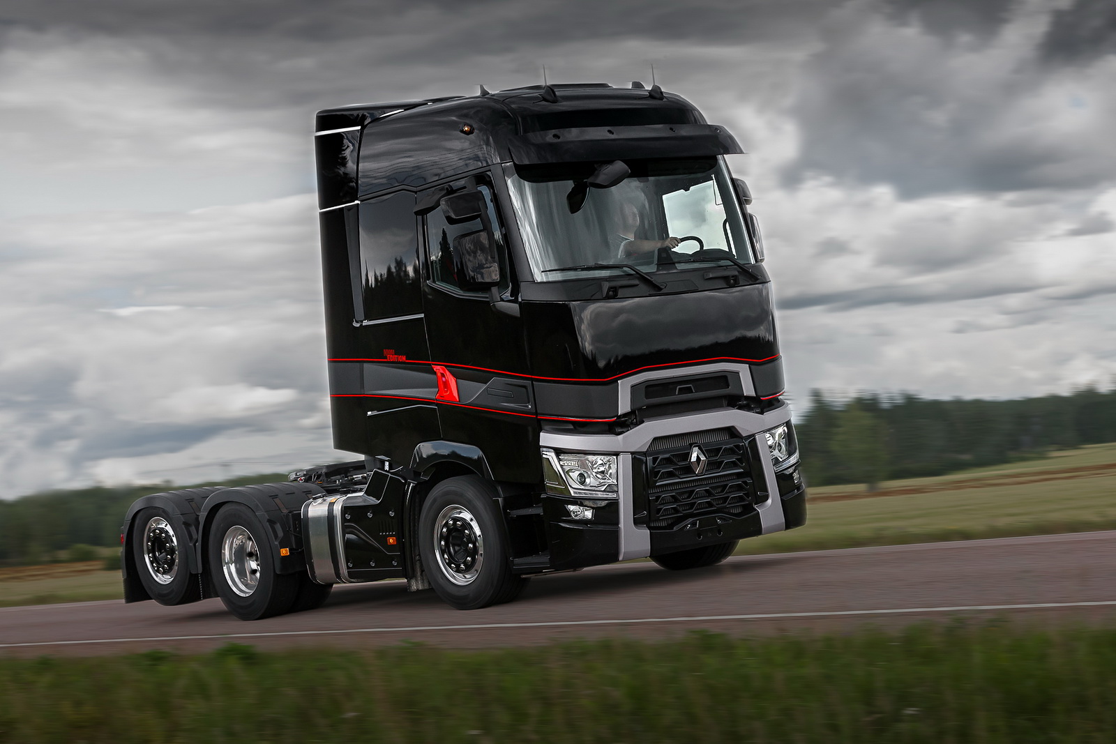 Truckers, Rejoice: This Is The Renault T High Edition!