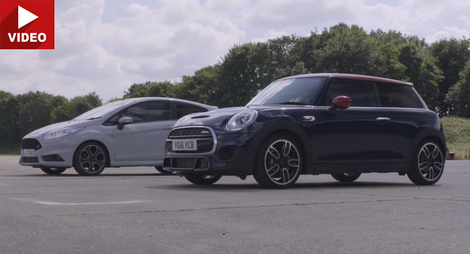 Ford & MINI Warm Hatchbacks Battle It Out In A 1-Mile Drag Race