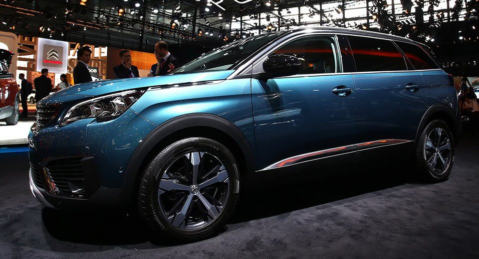  Peugeot Displays Transformed 3008 And 5008 On Home Ground