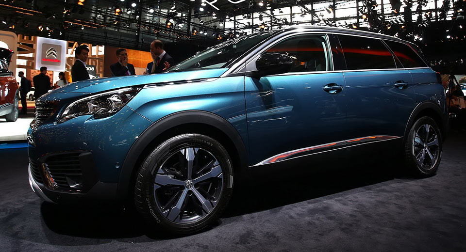 Peugeot Displays Transformed 3008 And 5008 On Home Ground