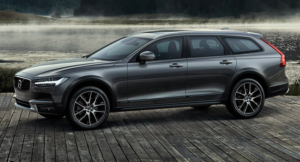  This Is Volvo’s All-New V90 Cross Country [82 Pics + Videos]
