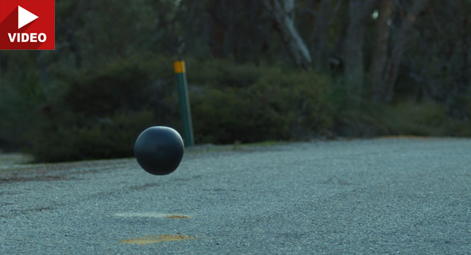 Truck Bed-Liner Material Protects Watermelon From 45 Meter Drop