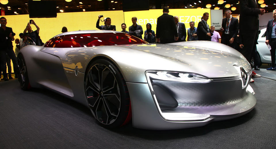  Renault’s Trezor Concept Looks Like It Came Straight Out Of DC Comics