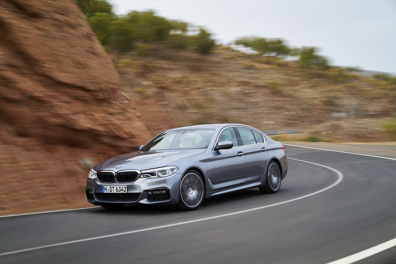 2017-BMW-5-Series-44 BMW Under Criminal Investigation In South Korea Over Engine Fires