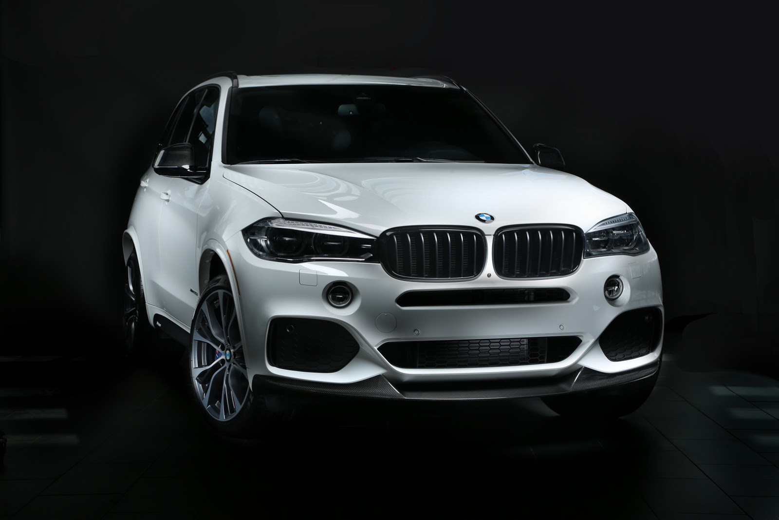 BMW Unveils SEMA-Bound M Performance Parts [40 Pics]