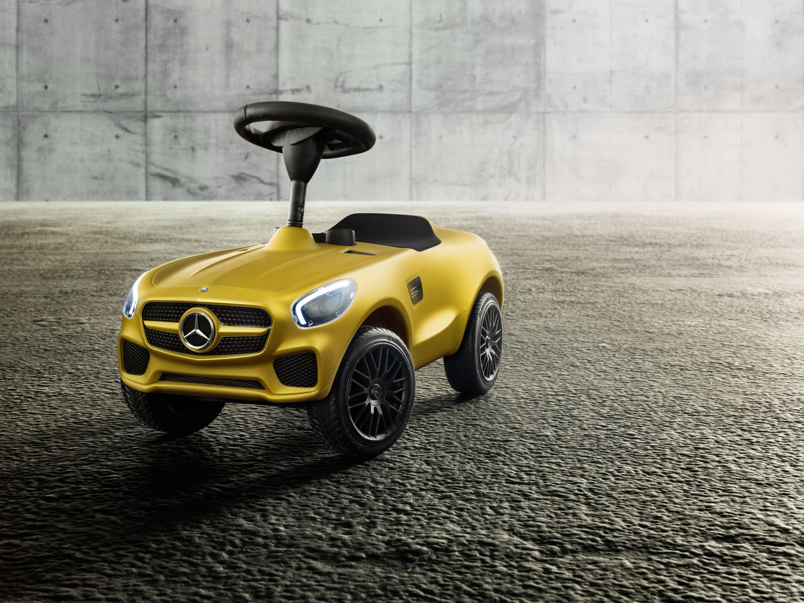 Mercedes-AMG GT Shrinks Down To Kid Size As New Bobby Car