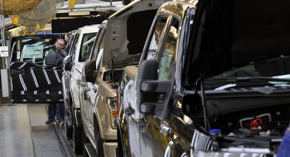 Ford Suspends Production Of Several Models In The US And Mexico As Demand Drops