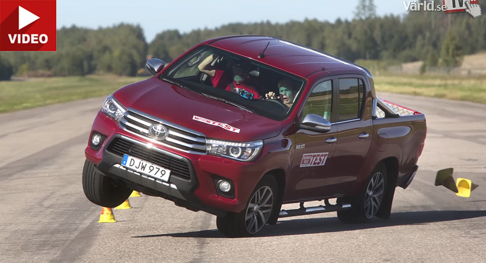 Toyota Hilux Almost Flips Over During Moose Test
