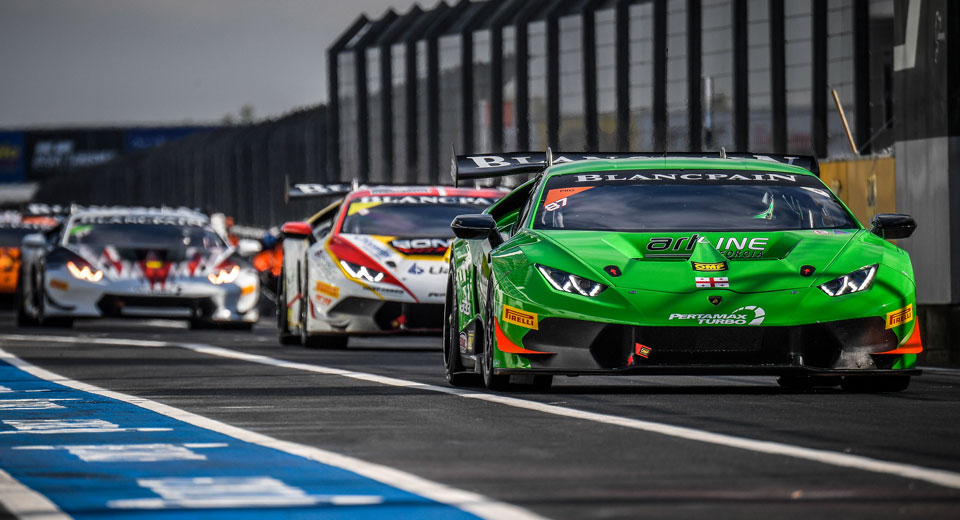  Lamborghini Creates Fourth Super Trofeo For The Middle East