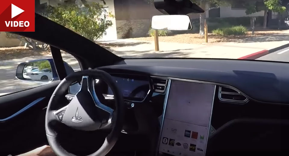  Tesla Drives And Parks Autonomously Thanks To Autopilot Upgrades