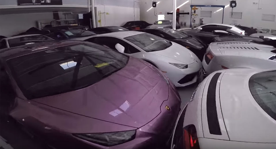  38 Lamborghinis Huddle Together In Florida To Escape Hurricane Matthew [w/Video]