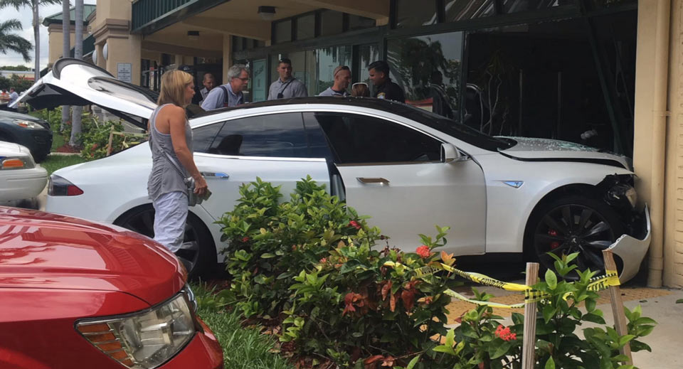  Tesla Model S Crashes Into Gym; Driver Blames The Car, Tesla Says Otherwise