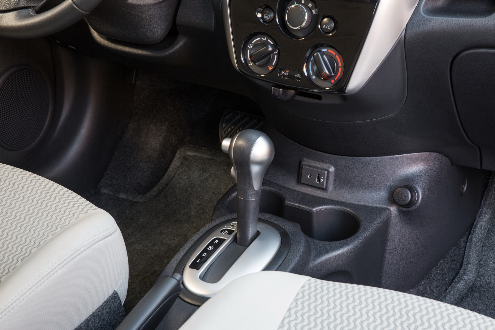 2017-nissan-versa-note-18 Versa Note To Be Kicked Out Of Nissan’s U.S. Lineup After 2019 MY