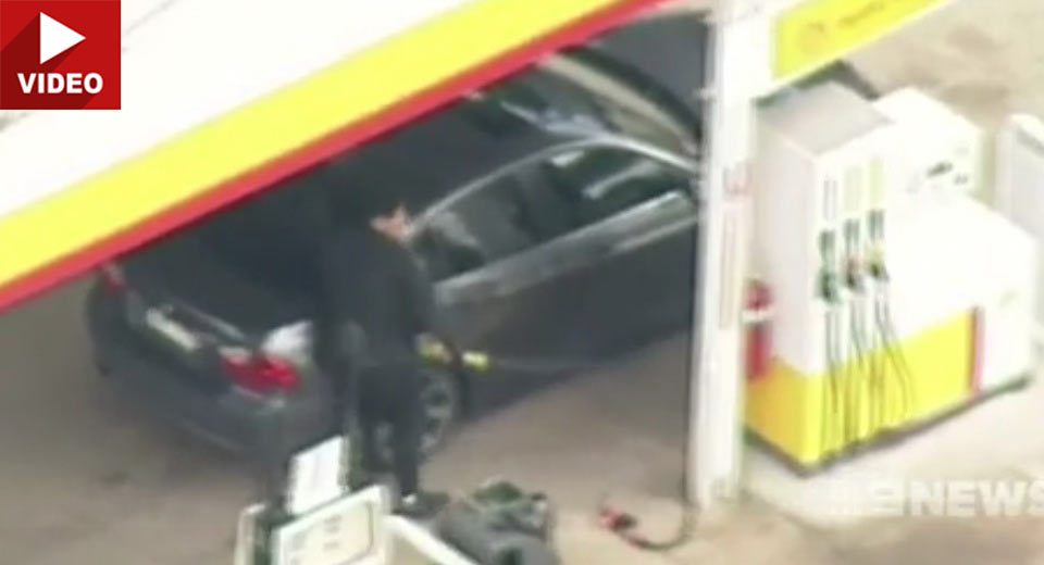  Australian Driver Stops For Refueling During High-Speed Police Chase