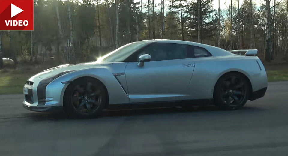 Nissan GT-R Happy To Oblige Tuned Merc-AMG GT S With A Straight-Line Dance
