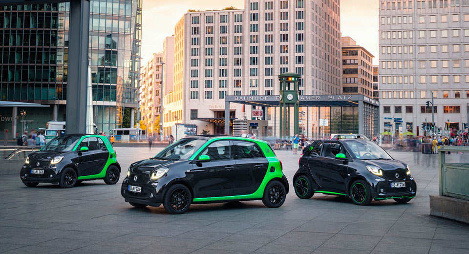  Smart Brings Its Electric Line-Up To L.A. [111 Pics]