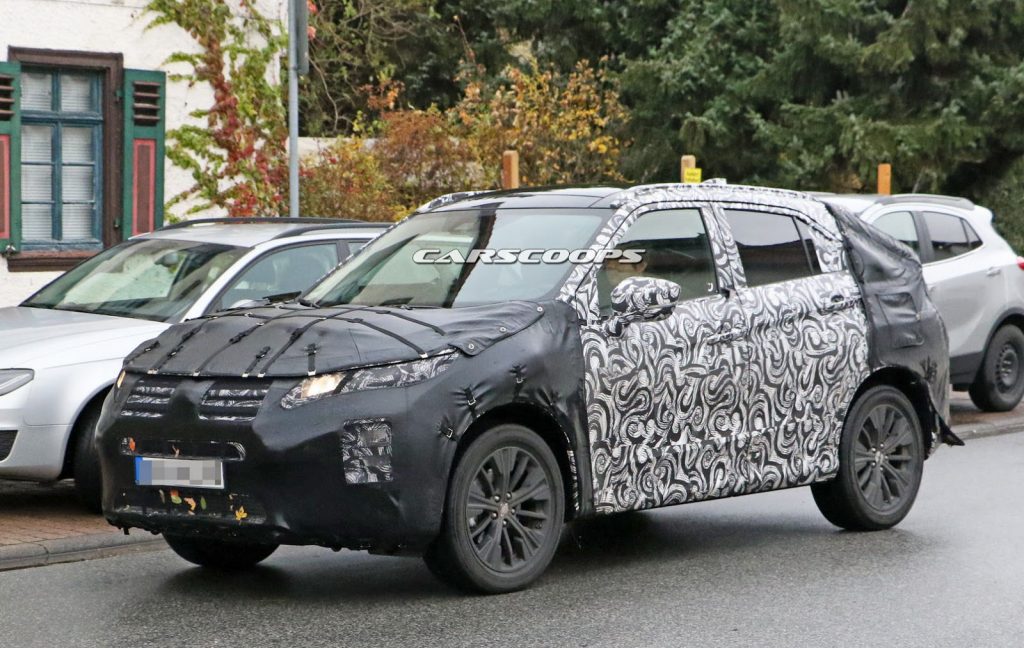 Mitsubishi's Outlander Sport – ASX Replacement Spied Inside-Out For The  First Time | Carscoops
