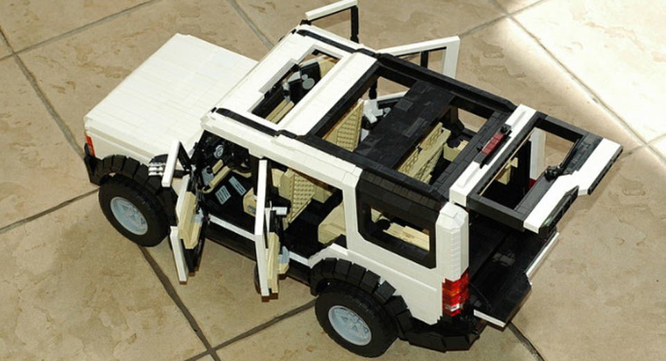  Lego Land Rover Discovery 3 Is Extremely Faithful To The Real Thing
