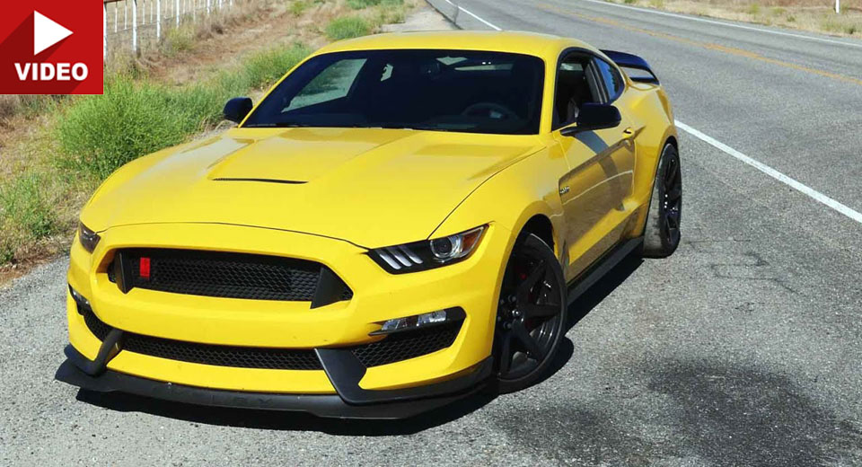 Bright Yellow Shelby Mustang GT350R Owns The Streets