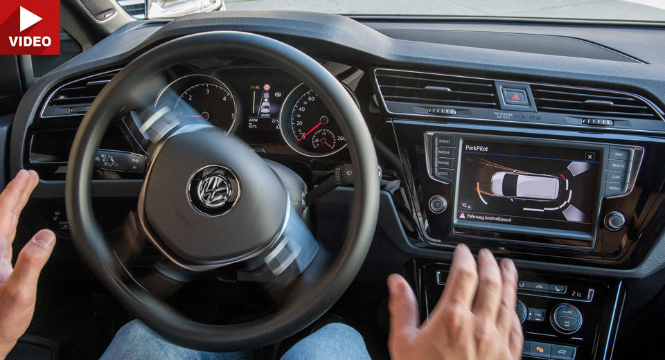  VW Is Thankful For ‘Park Assist’, Remembers Its 10th Anniversary