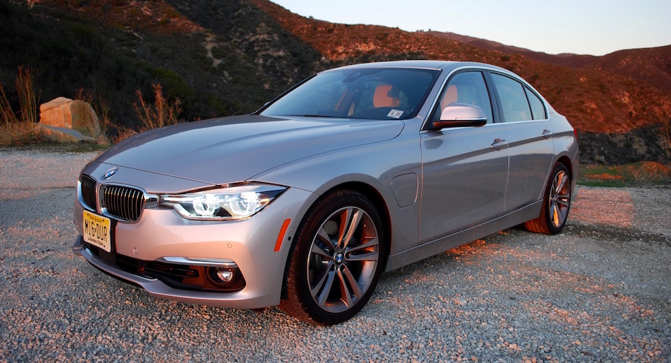 Productiecentrum Papa Beperkt Ask Us About BMW's 330e iPerformance Plug-in-Hybrid | Carscoops