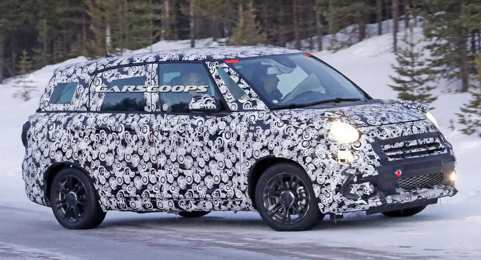 Facelifted Fiat 500L Spotted Testing In Sweden