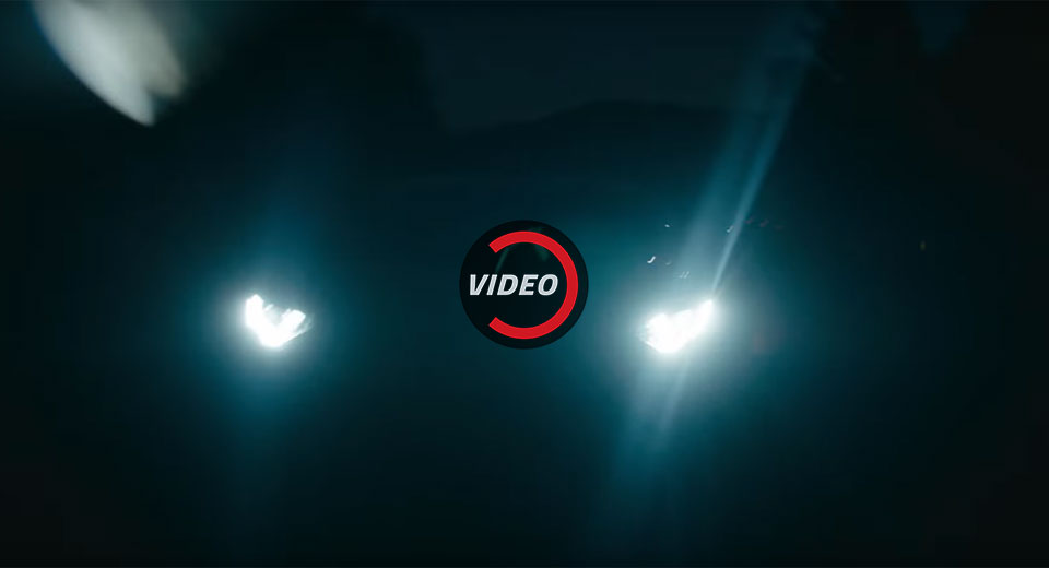  Lamborghini Teases Updated Aventador For December 19 Reveal