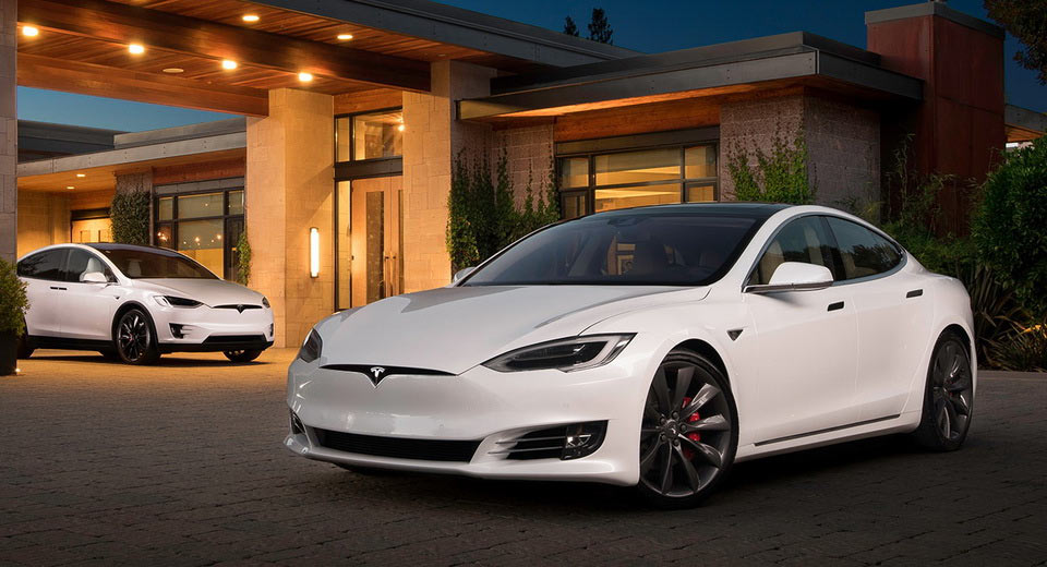  Tesla To Lose EV Race To Established Automakers?