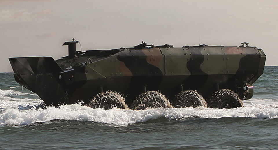  US Marine Corps Gets First BAE Systems Amphibious Combat Vehicle For Testing
