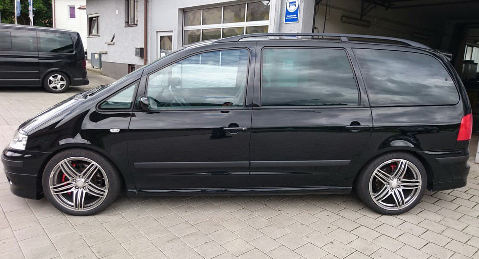  This 440 PS Turbocharged VW Sharan Can Be Yours For €11,690