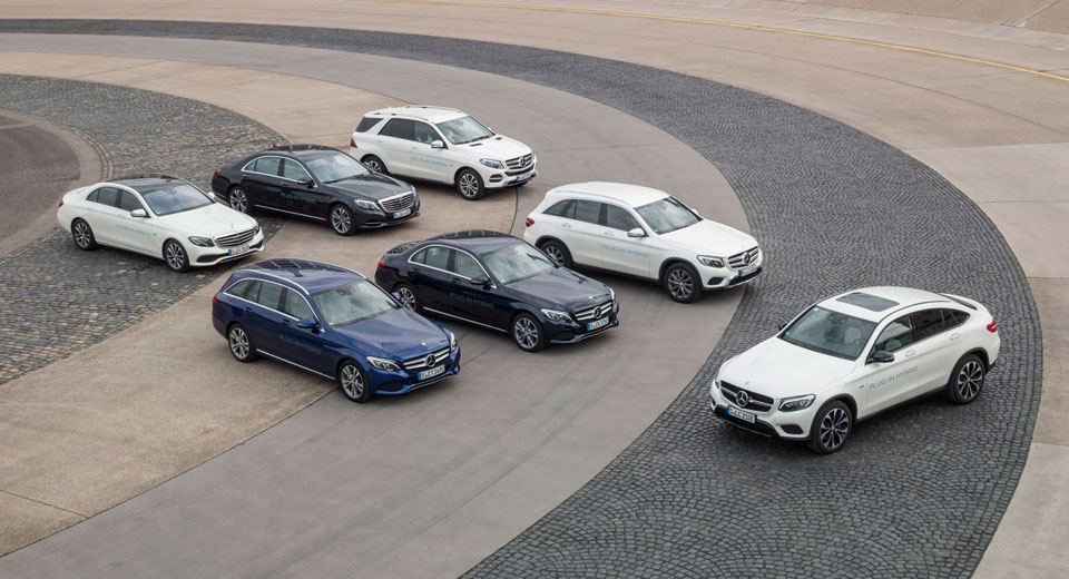  Mercedes-Benz Officially Captures U.S. Luxury Sales Crown