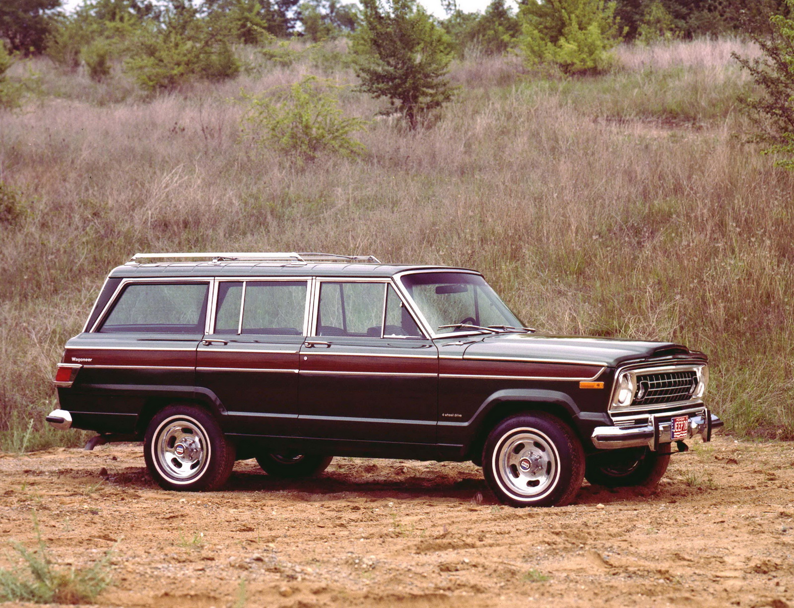 1978_Jeep_Wagoneer_1 Jeep Developing New Three-Row SUV, Electrified Wagoneer And Grand Wagoneer